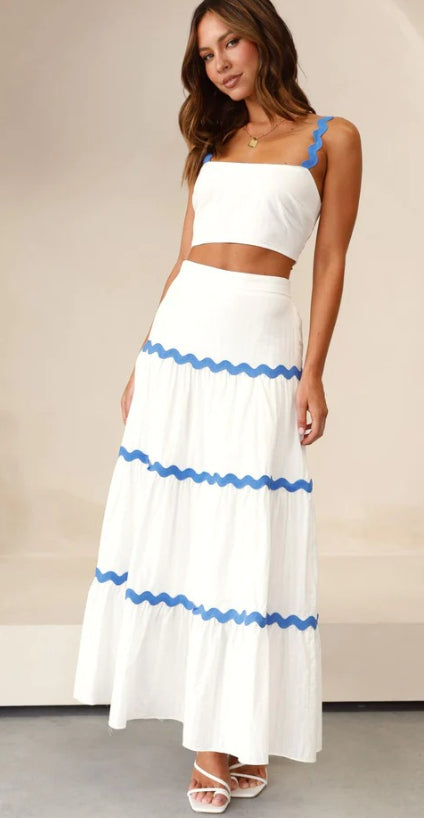 Classic Vintage Garment with a Flattering Fit