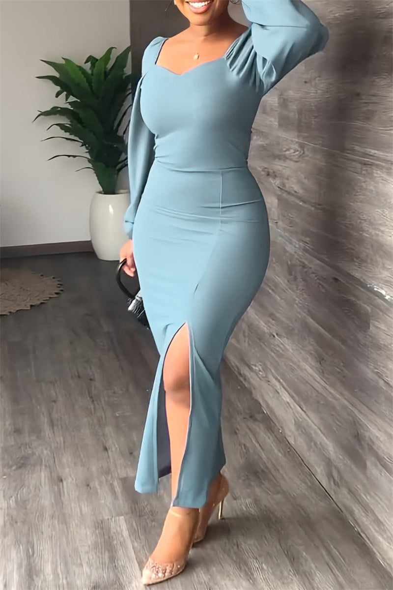 Well Tailored Dress with a Graceful Silhouette