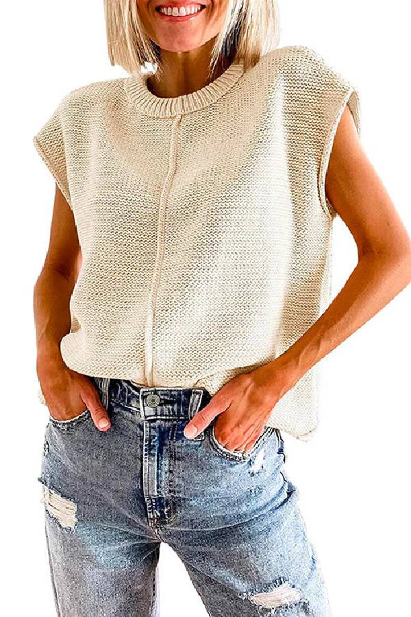Effortlessly Elegant Sweater with a Timeless Design