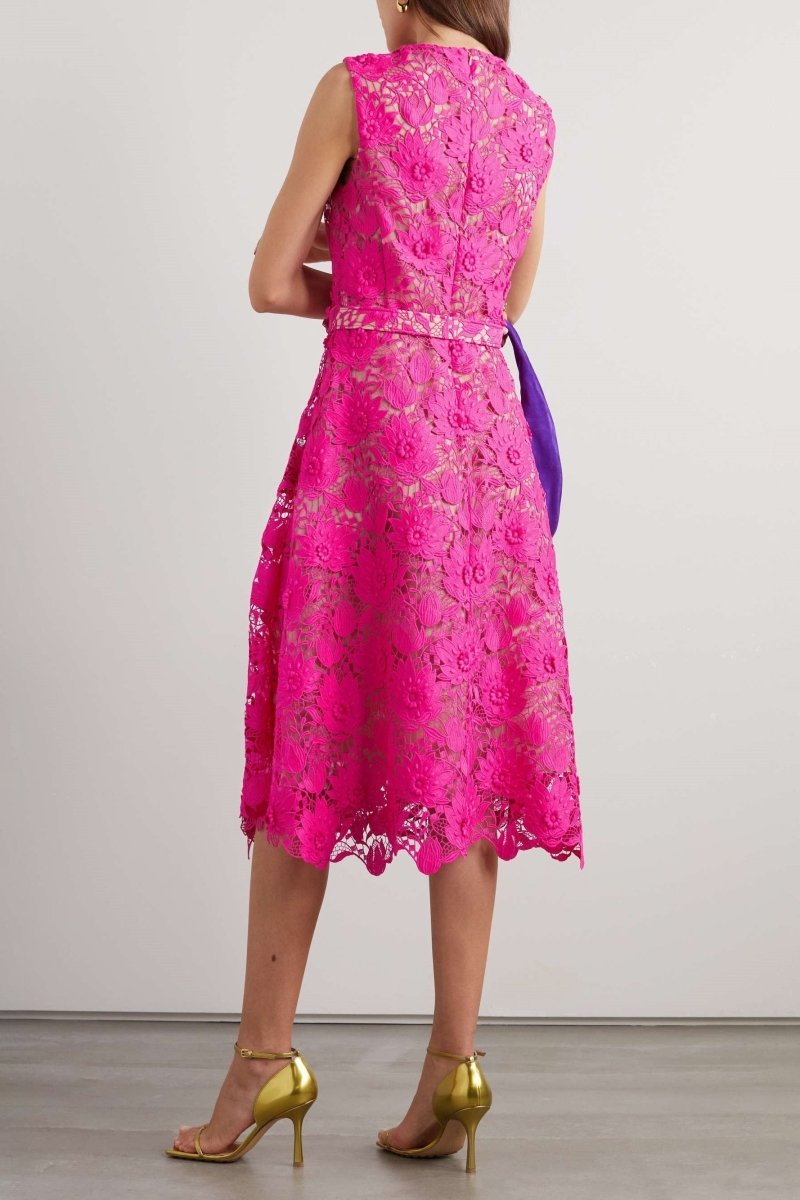 Polished Dress with an Effortless Classic Look