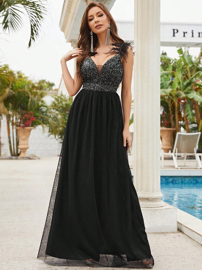 Gracefully Styled Dress for Any Occasion