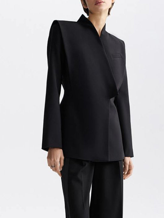 Effortlessly Elegant Garment with a Timeless Design