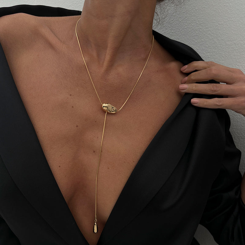 Stunning Necklace for Daily Wear