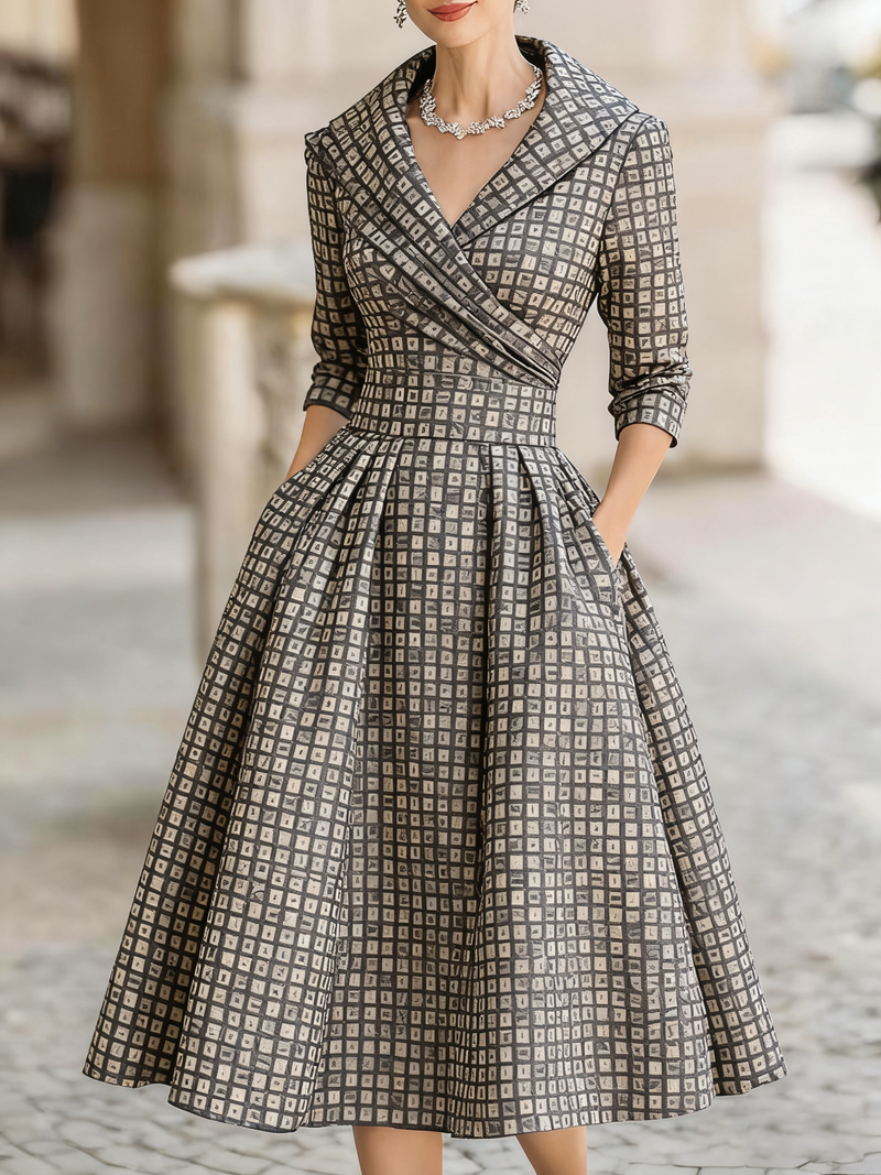 Gracefully Styled Dress for Any Occasion