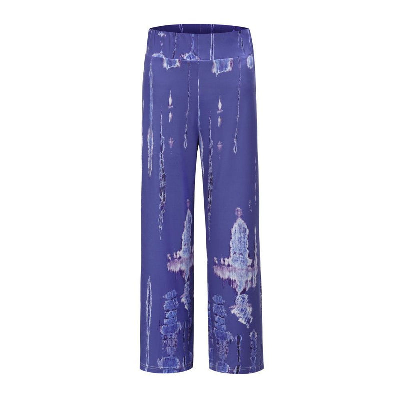 Elegantly Styled Pants for Everyday Wear