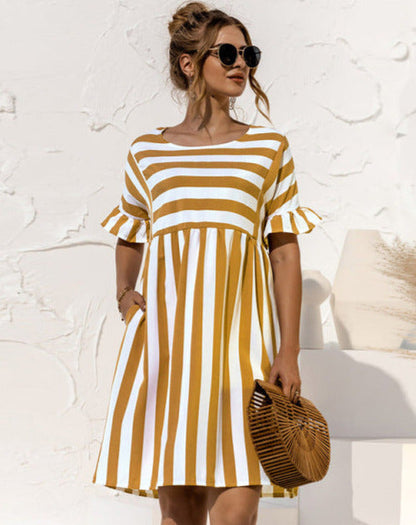 Beautifully Finished Dress in a Timeless Design