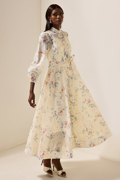 Classic Vintage Dress with a Flattering Fit