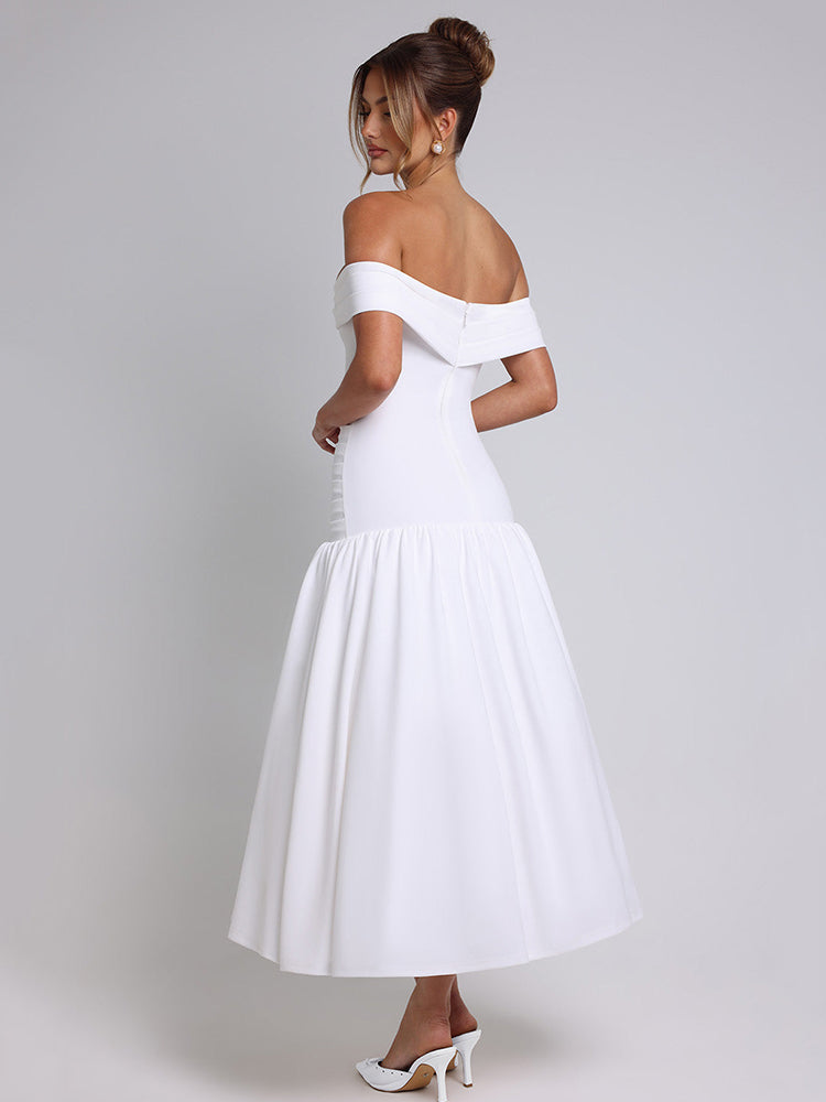 Well Tailored Dress with a Graceful Silhouette