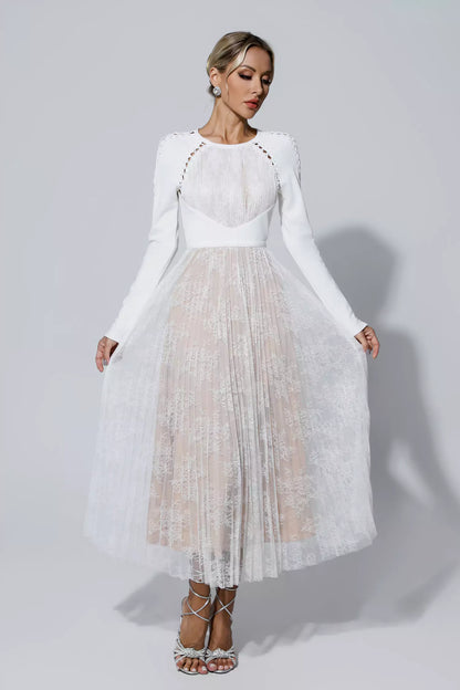 Classic Vintage & Enduringly Stylish Dress