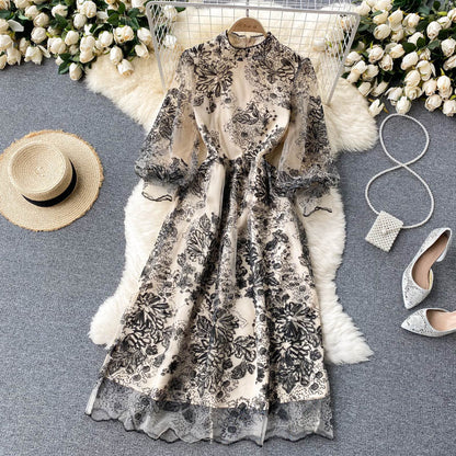 Classic Vintage Dress with a Flattering Fit