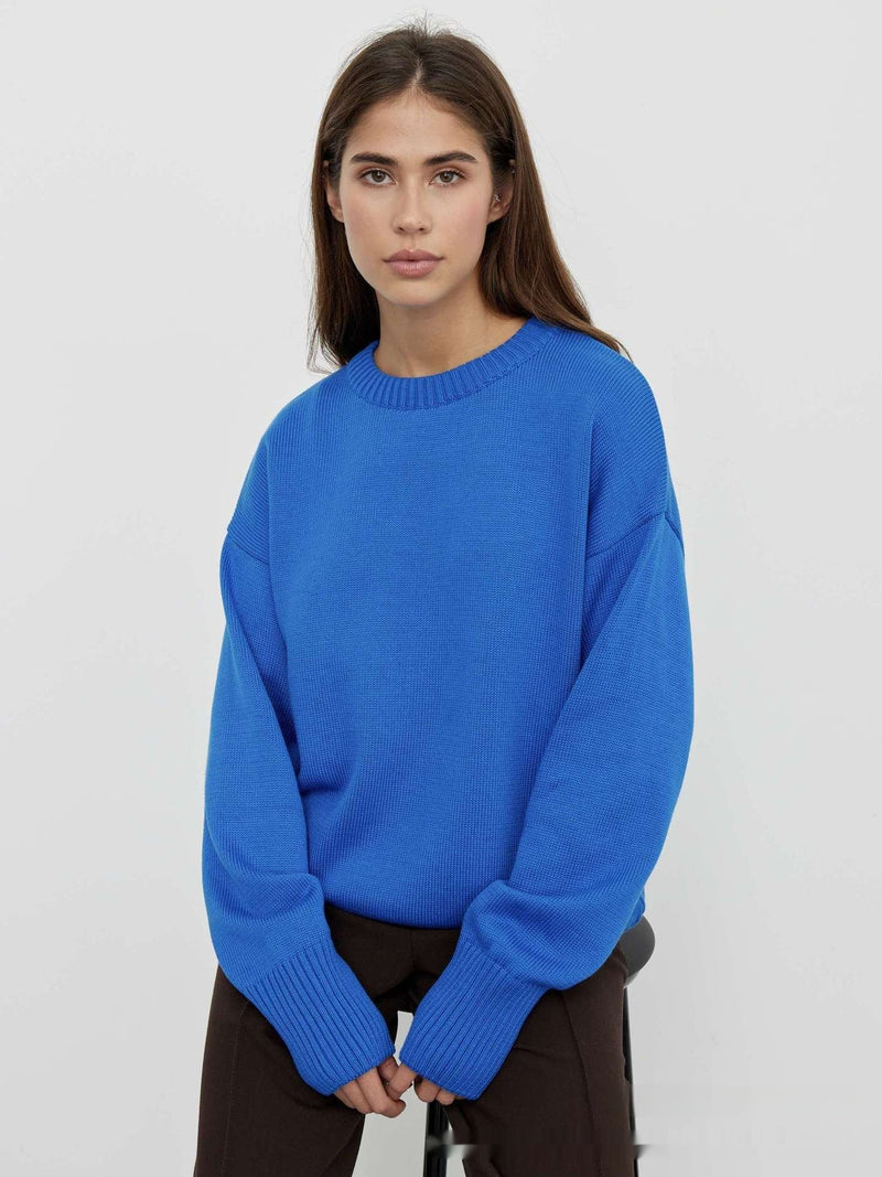 Effortlessly Elegant Sweater with a Timeless Design