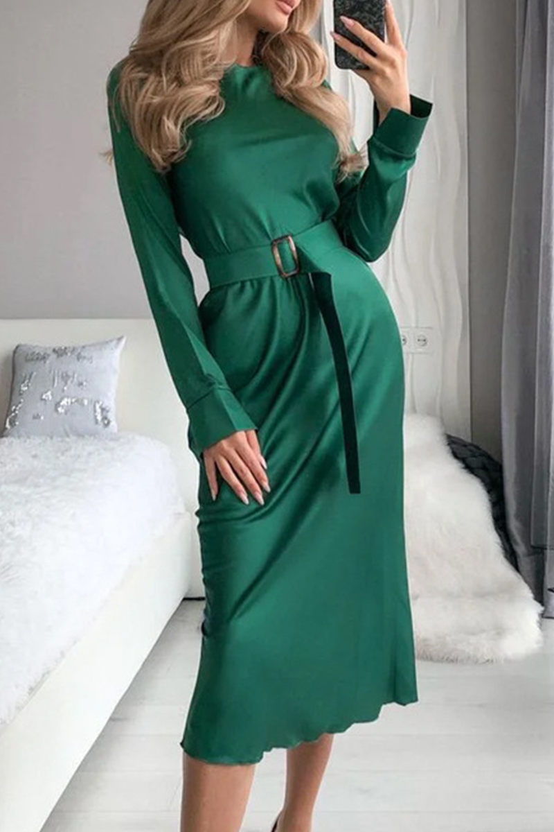 Polished Dress with an Effortless Classic Look