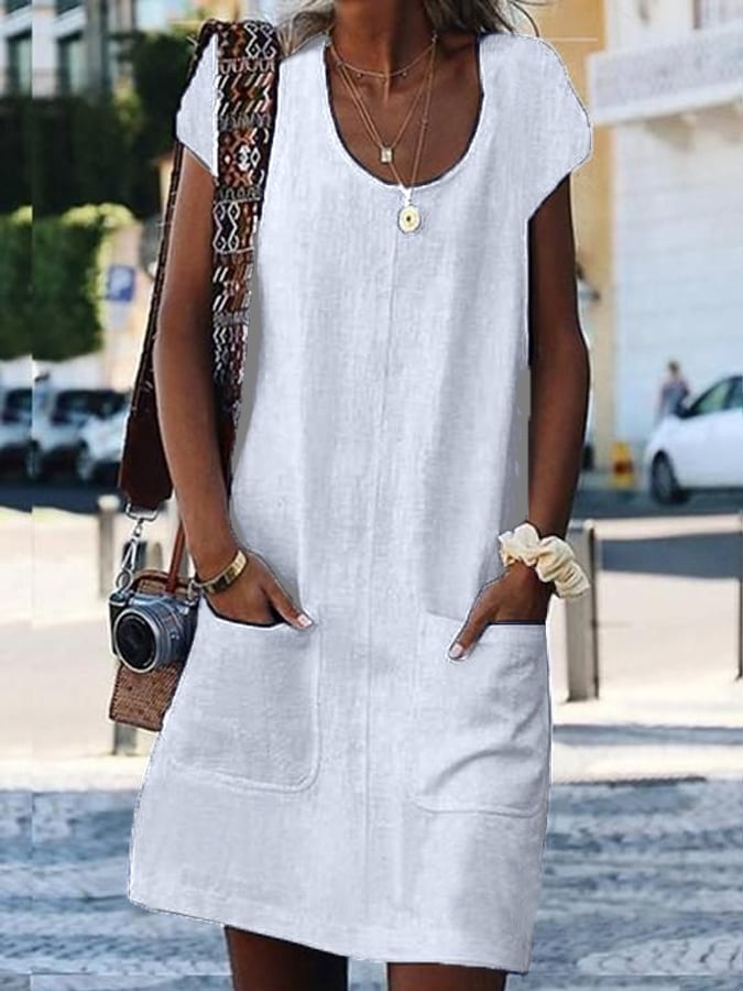 Well Tailored Dress with a Graceful Silhouette