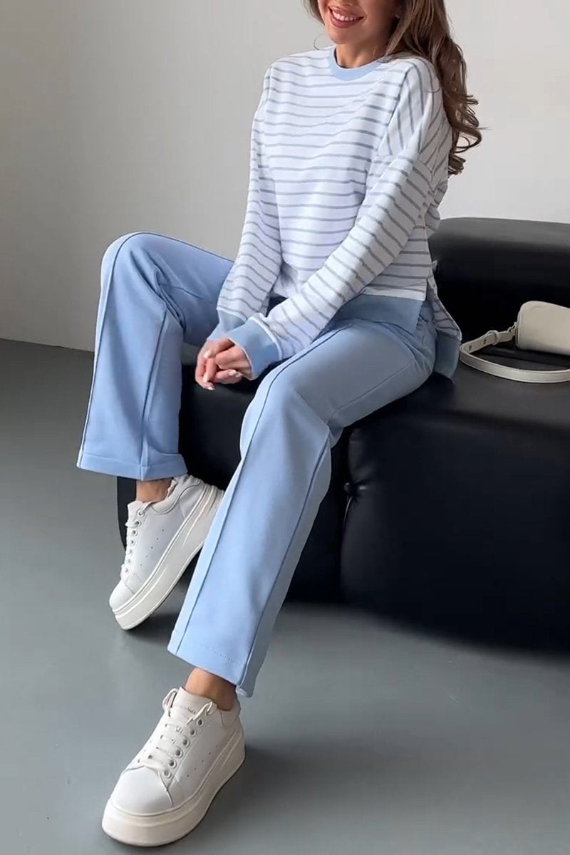 Effortlessly Elegant Garment with a Timeless Design