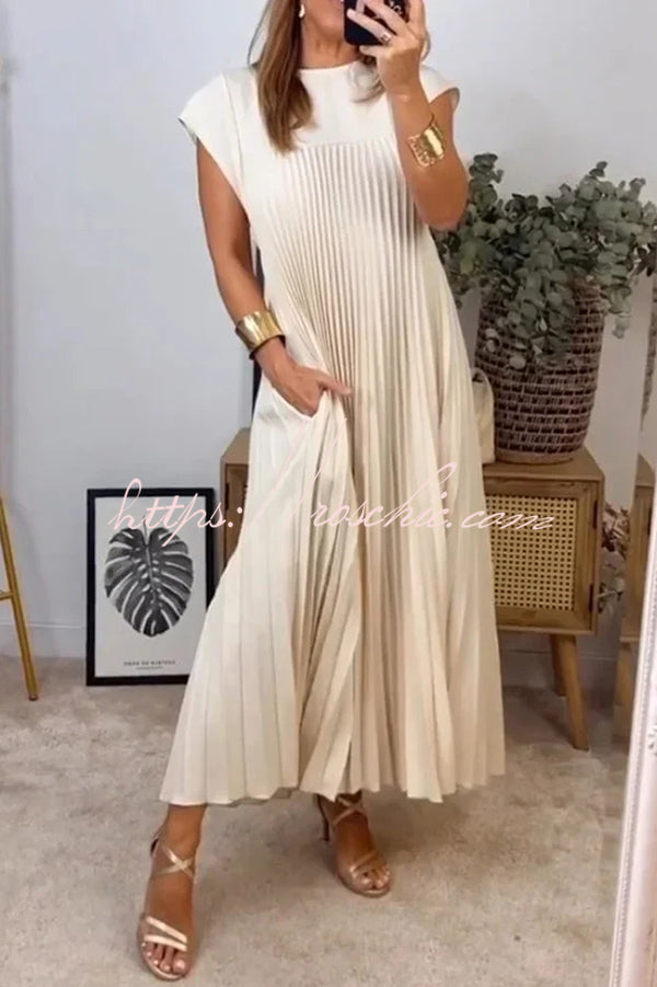Polished Dress with an Effortless Classic Look