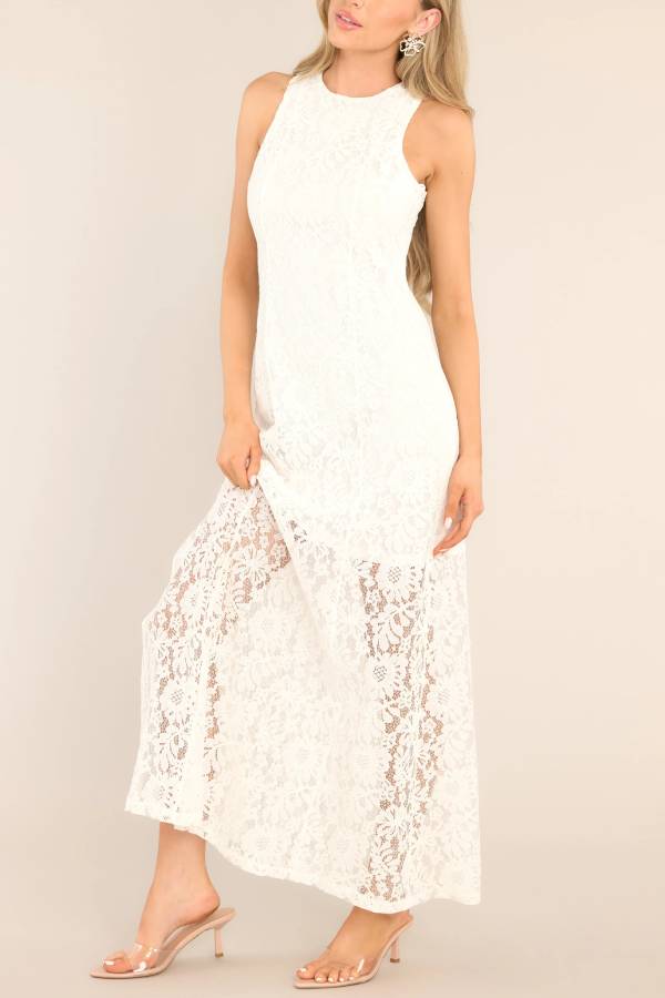 A Vintage Style Dress with Delicate Timeless Details