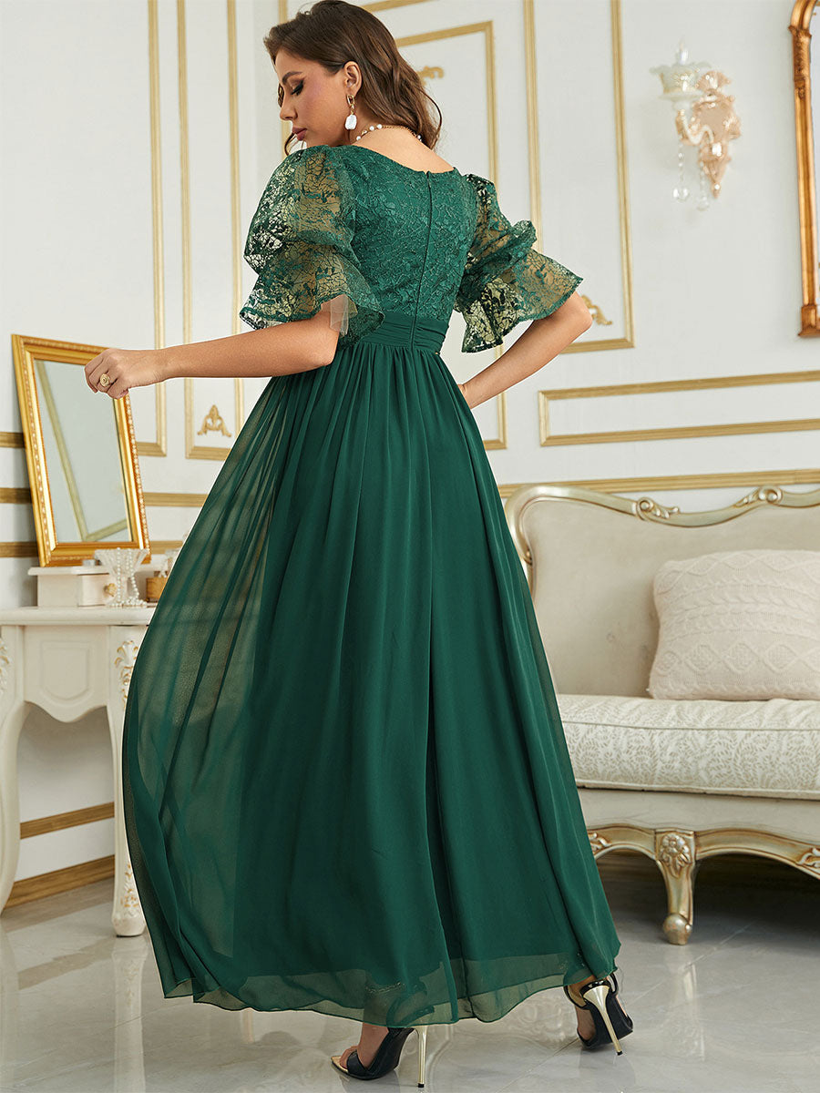 Gracefully Styled Dress for Any Occasion