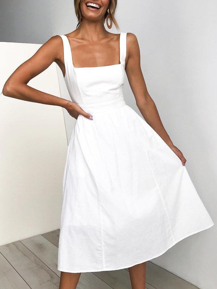 Classic Vintage Dress with a Flattering Fit