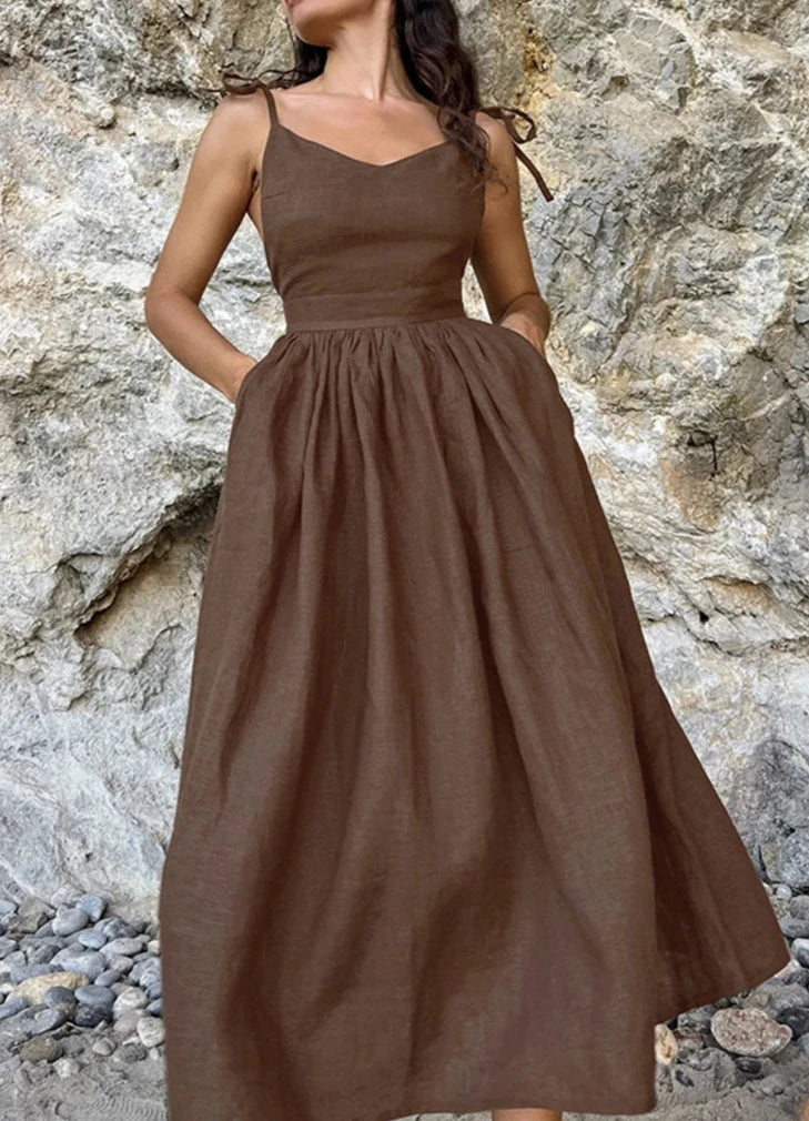 Sophisticated Dress with a Clean Classic Look