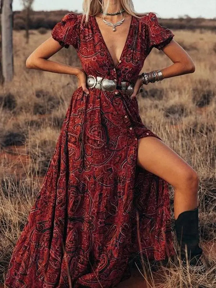Classic Vintage Dress with a Flattering Fit