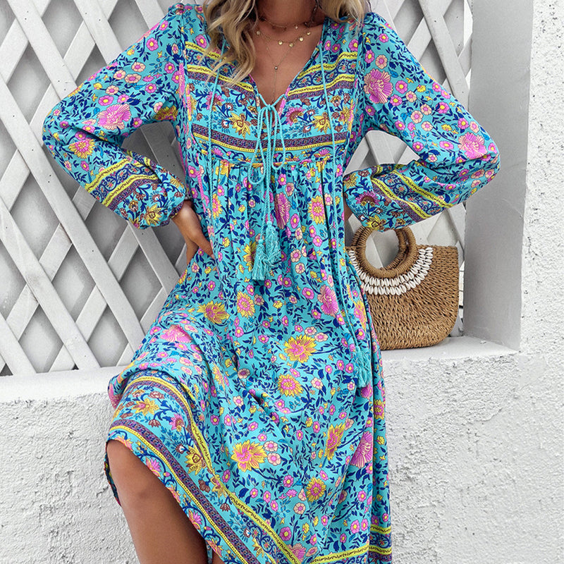 Beautifully Finished Dress in a Timeless Design