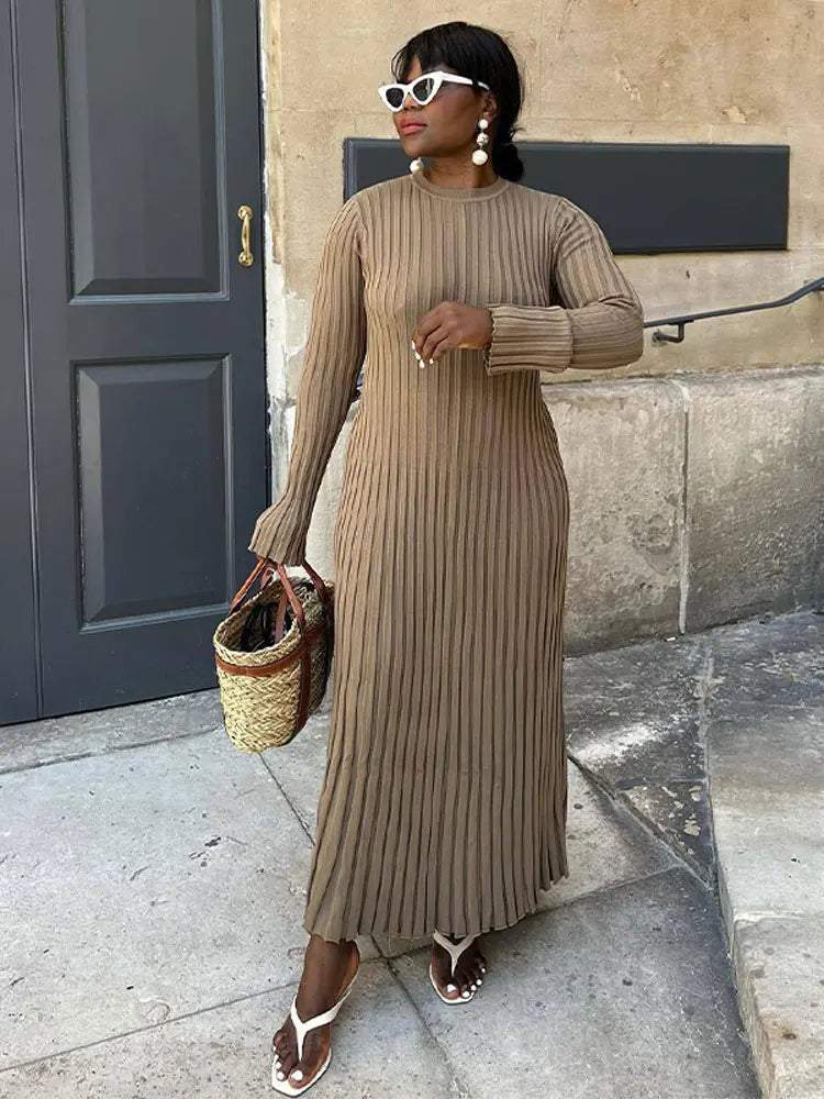 Elegantly Styled Dress for Everyday Wear