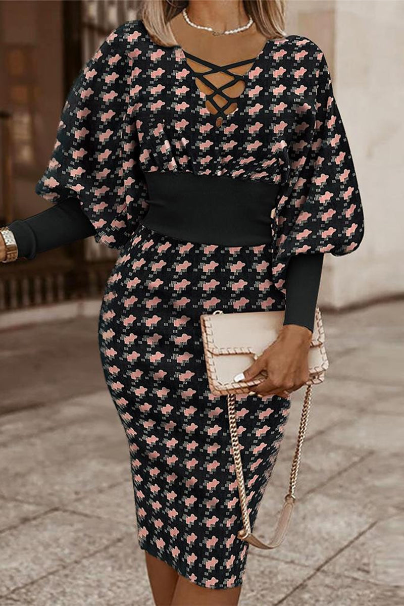 Well Tailored Dress with a Graceful Silhouette