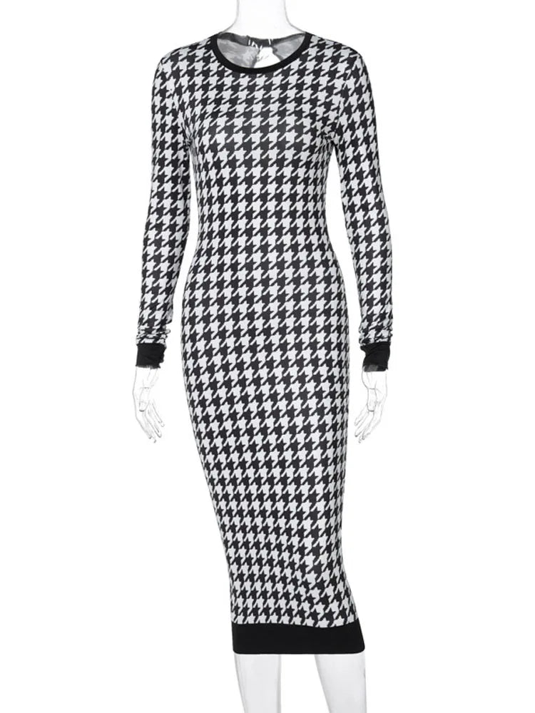 Sophisticated Dress with a Clean Classic Look