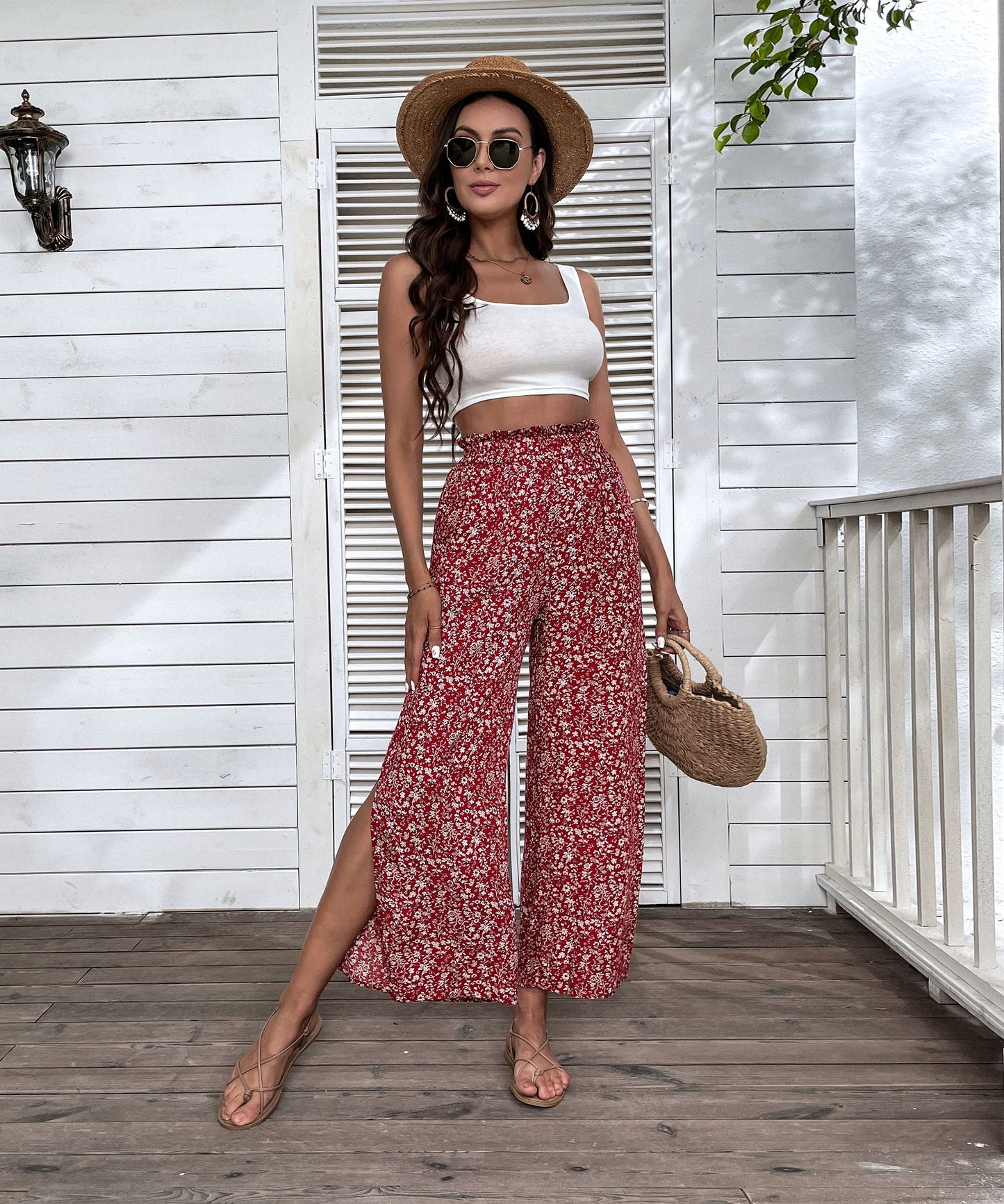 Elegantly Styled Pants for Everyday Wear