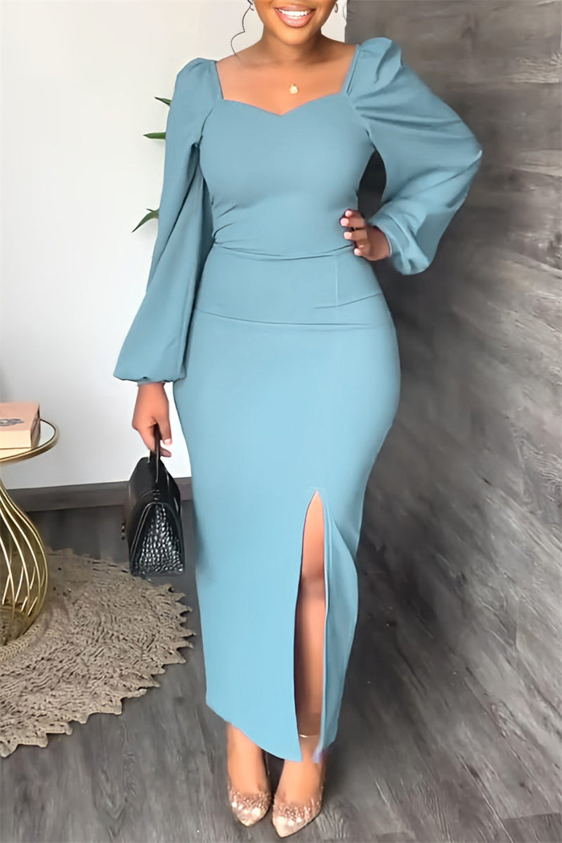 Well Tailored Dress with a Graceful Silhouette
