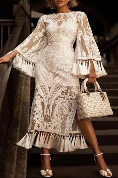 Well Tailored Dress with a Graceful Silhouette