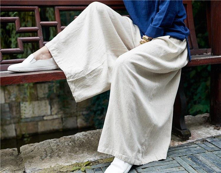 Classic Vintage Pants with a Flattering Fit