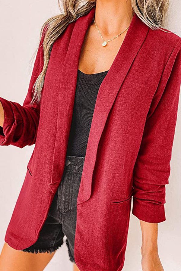 Sophisticated Garment with a Clean Classic Look