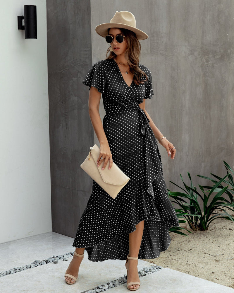 Sophisticated Dress with a Clean Classic Look
