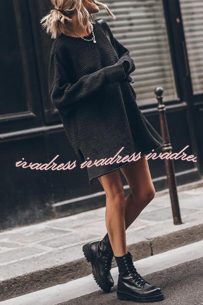 Classic Vintage Sweater with a Flattering Fit