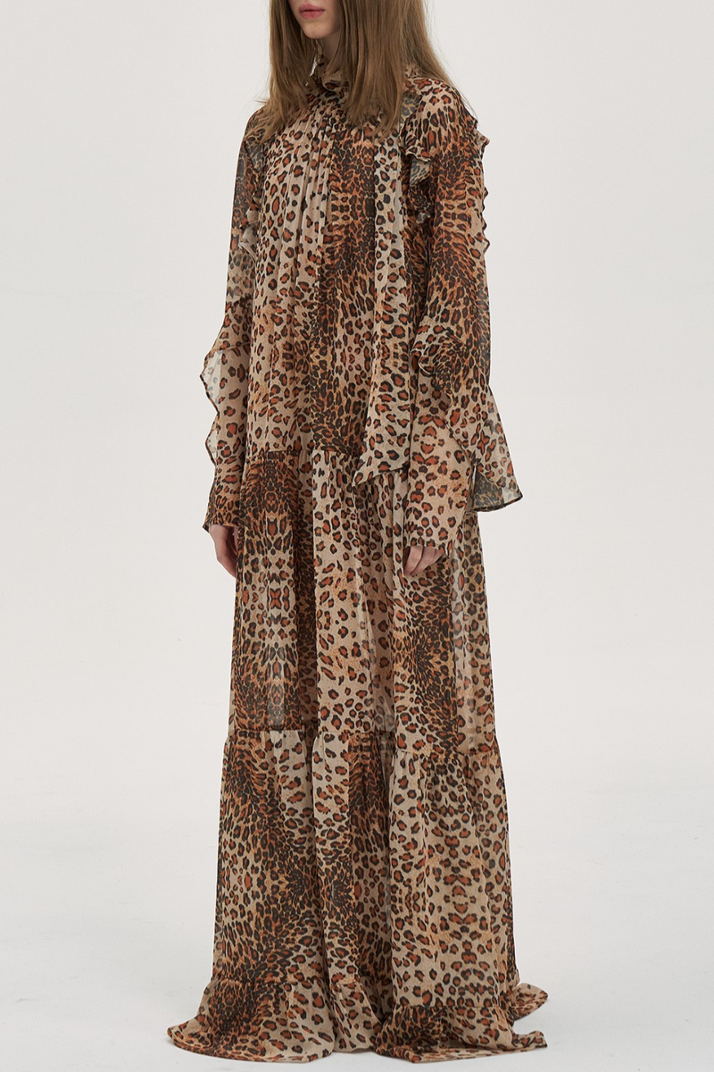 Effortlessly Elegant Dress with a Timeless Design