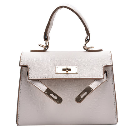 Beautifully Finished Bag in a Timeless Design
