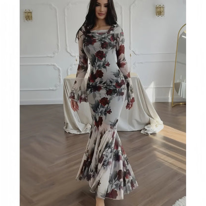 Beautifully Crafted Dress in a Classic Style