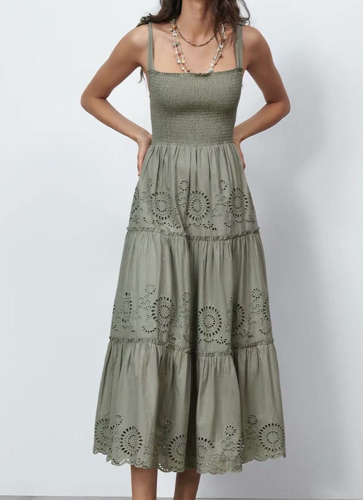 Polished Dress with an Effortless Classic Look