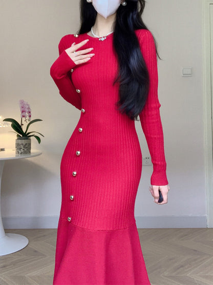 Beautifully Crafted Dress in a Classic Style
