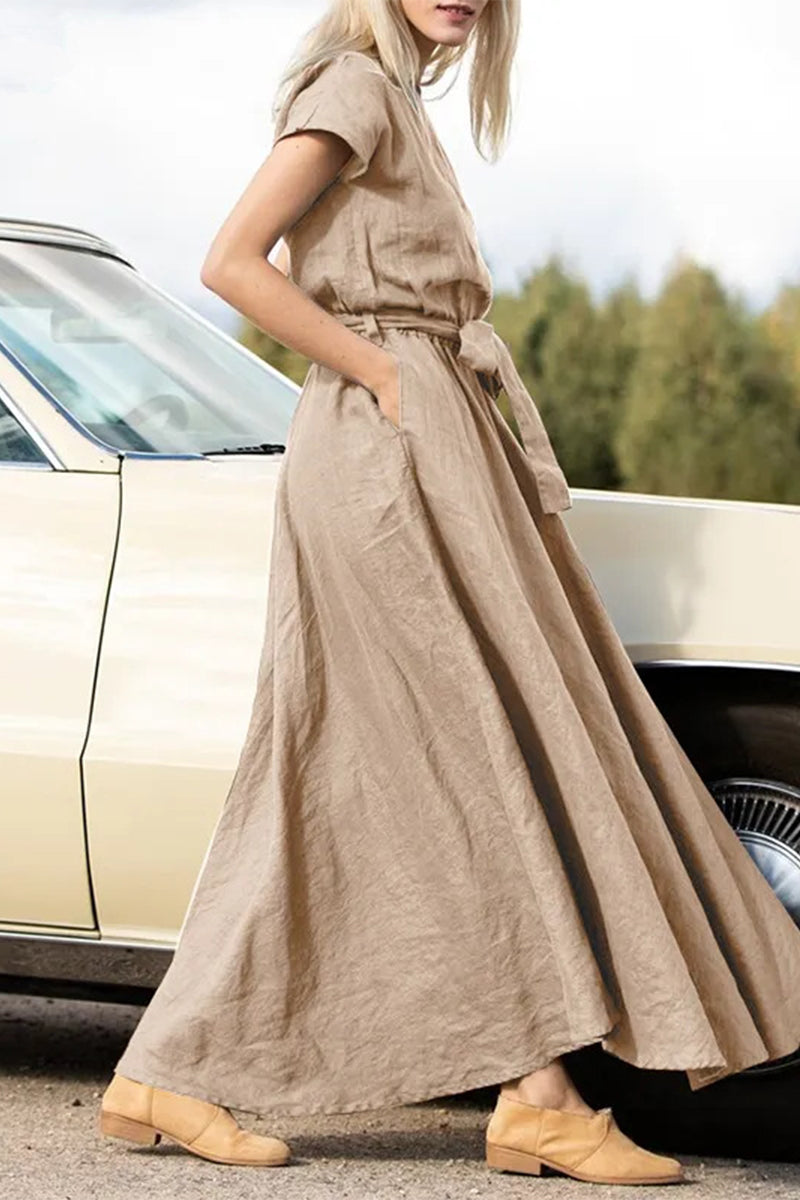 Gracefully Styled Dress for Any Occasion