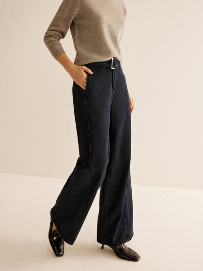 Well Tailored Pants with a Graceful Silhouette