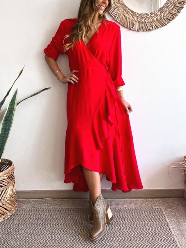 Effortlessly Elegant Dress with a Timeless Design