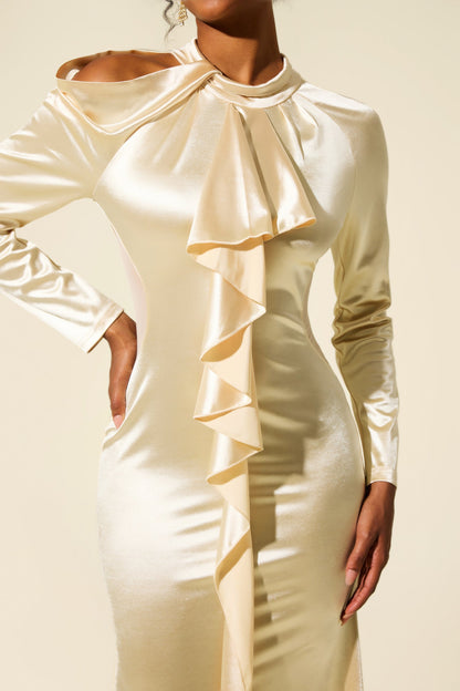 A Vintage Style Dress with Delicate Timeless Details