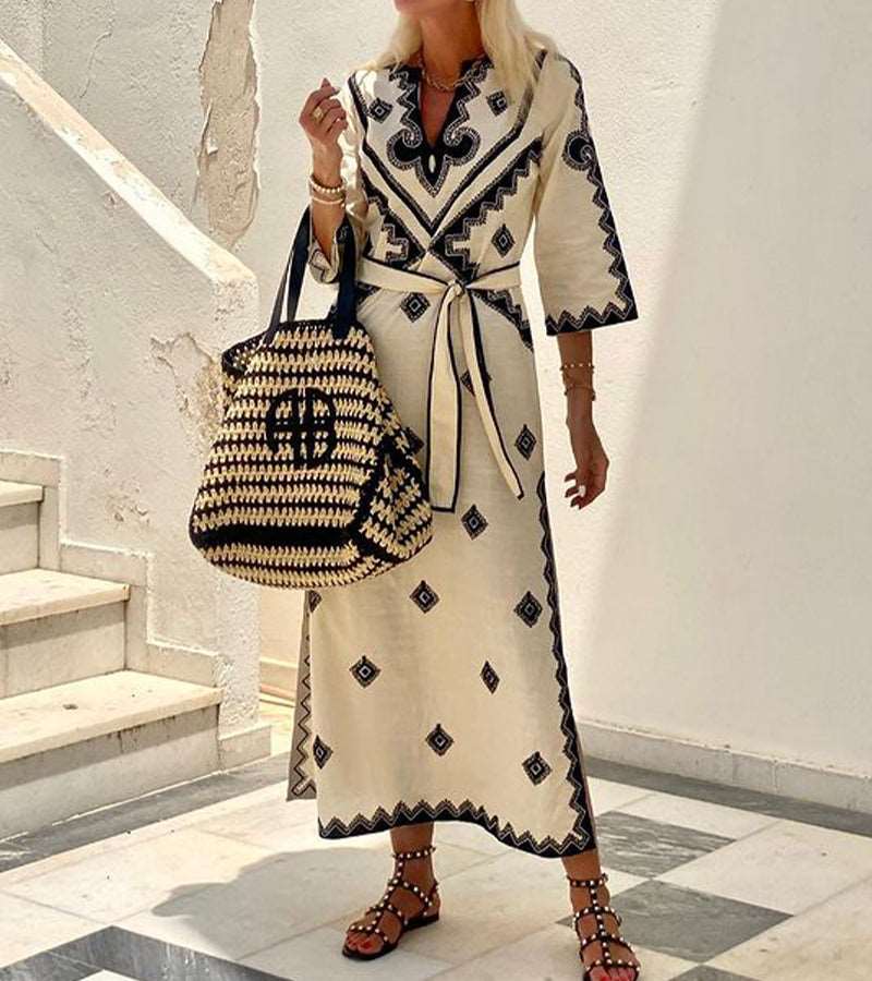 Gracefully Styled Dress for Any Occasion