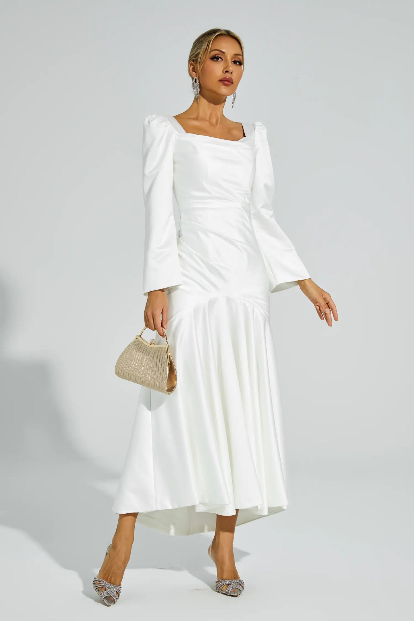 Sophisticated Dress with a Clean Classic Look