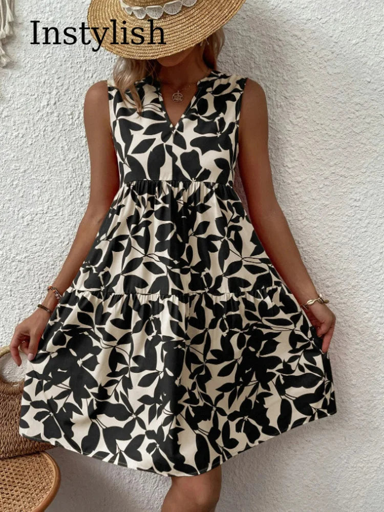 Gracefully Styled Dress for Any Occasion