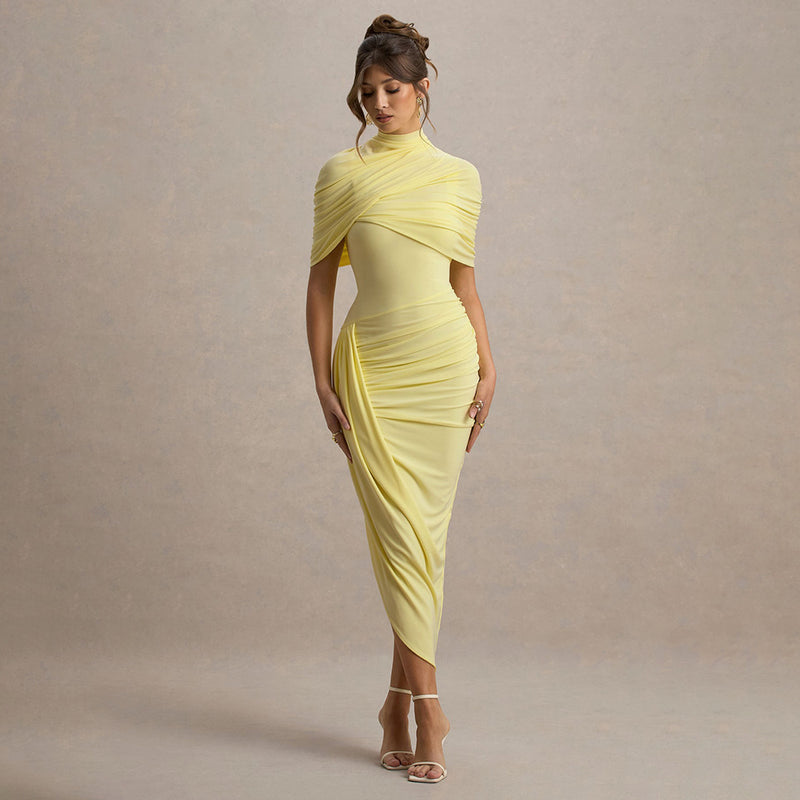 Well Tailored Dress with a Graceful Silhouette