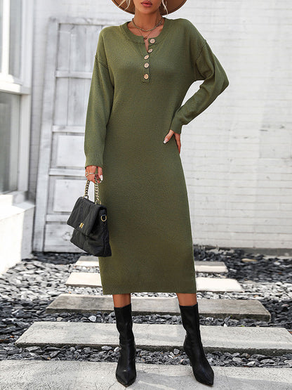 Classic Vintage Sweater with a Flattering Fit