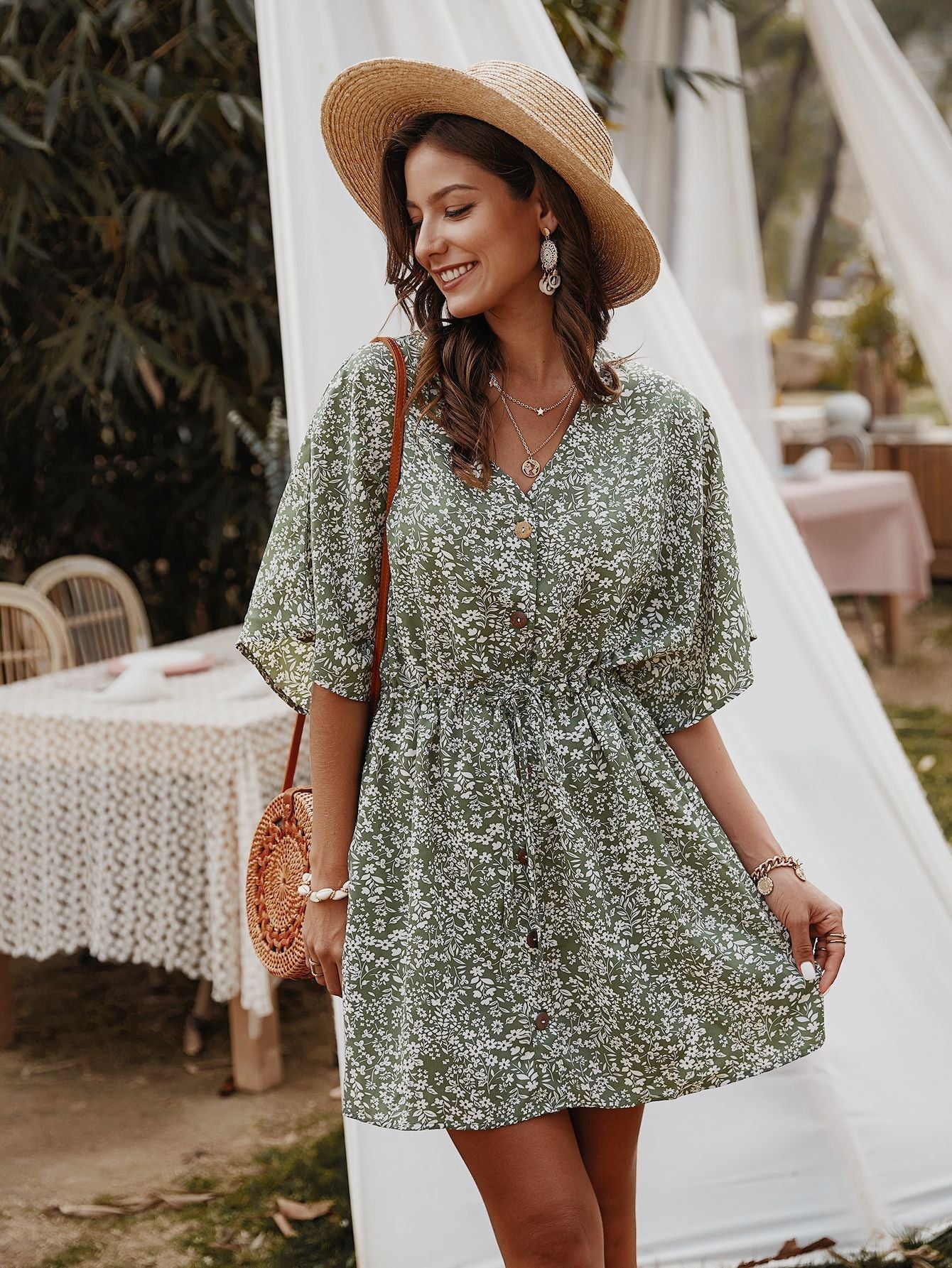 Sophisticated Dress with a Clean Classic Look